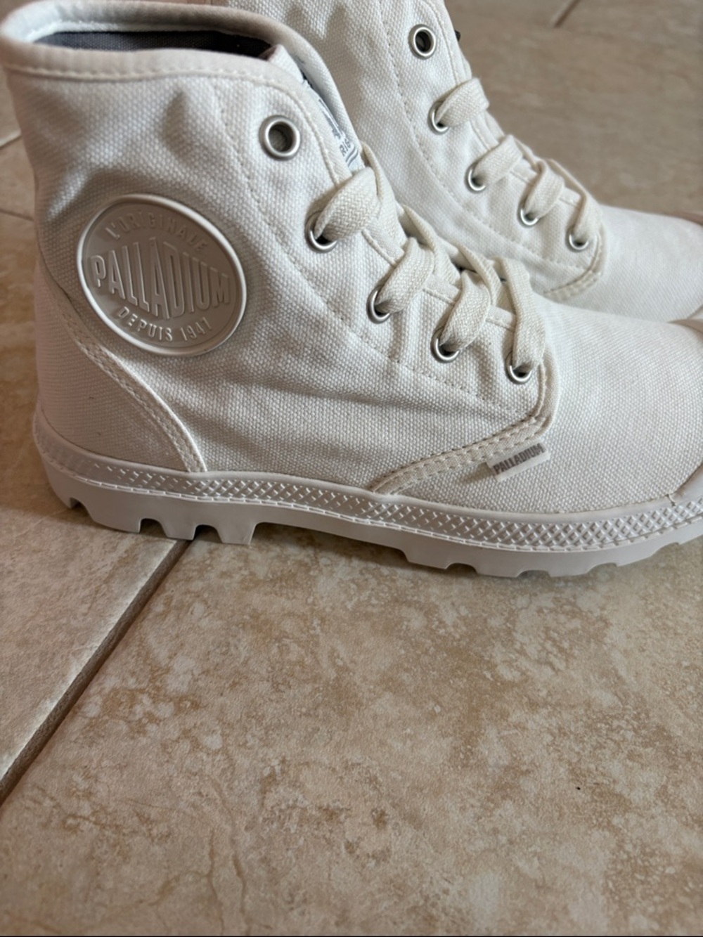 Palladium Women’s White Canvas Lace-Up Boots
